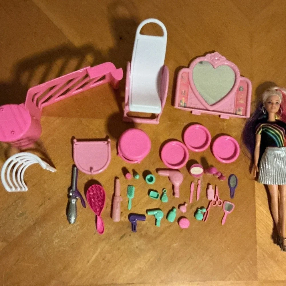 Rainbow‎ Hair Barbie Salon Playset With Accessories
